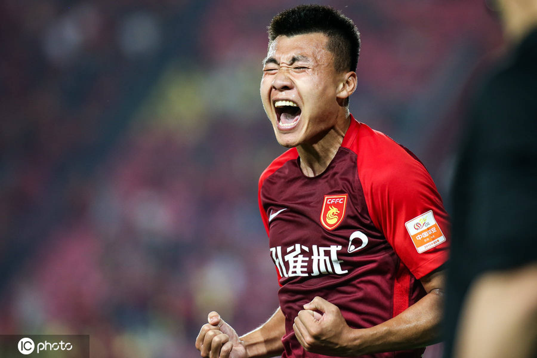 河北华夏取得宝贵三分，情绪高涨